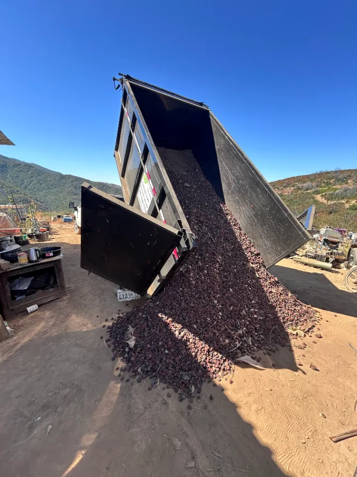Galaxy Hauling & Junk Removal in Napa Valley