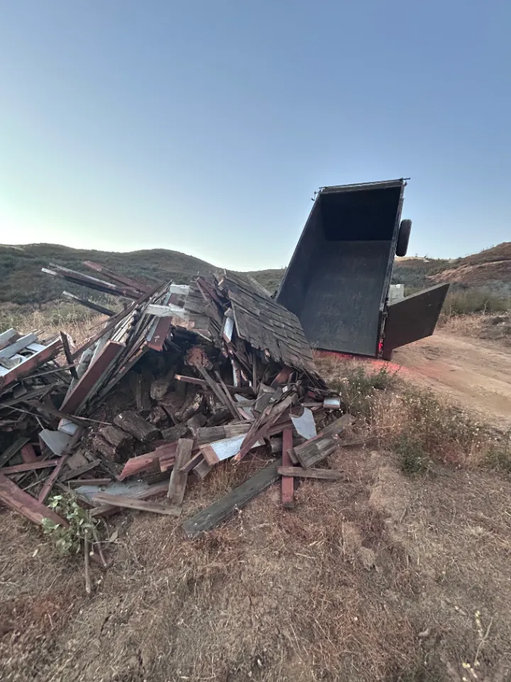Galaxy Hauling & Junk Removal in Napa Valley